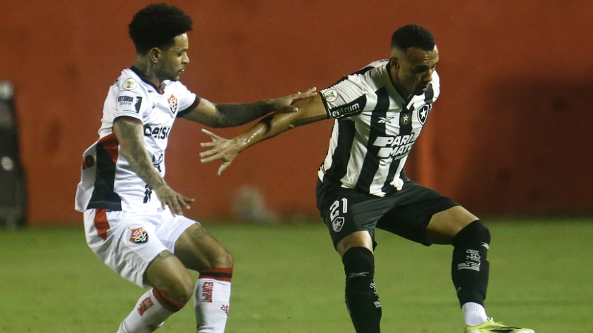 Fora de casa, Carille e Vitória terão missão de bater o Botafogo para se livrar da zona do rebaixamento no Brasileirão