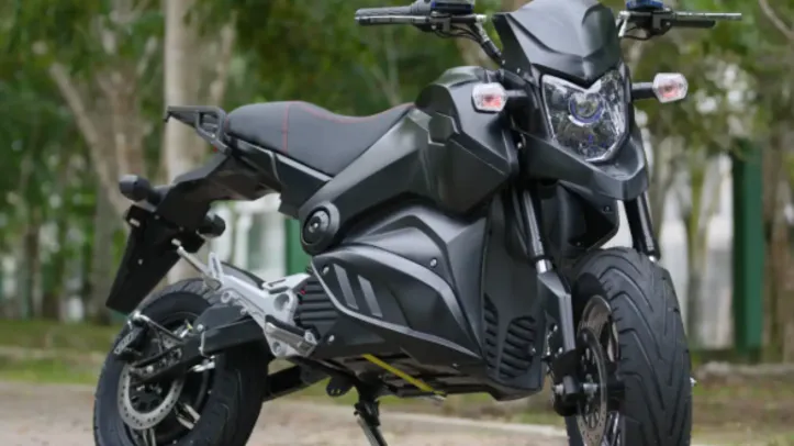 Motos elétricas terão novas regras de trânsito para 2026
