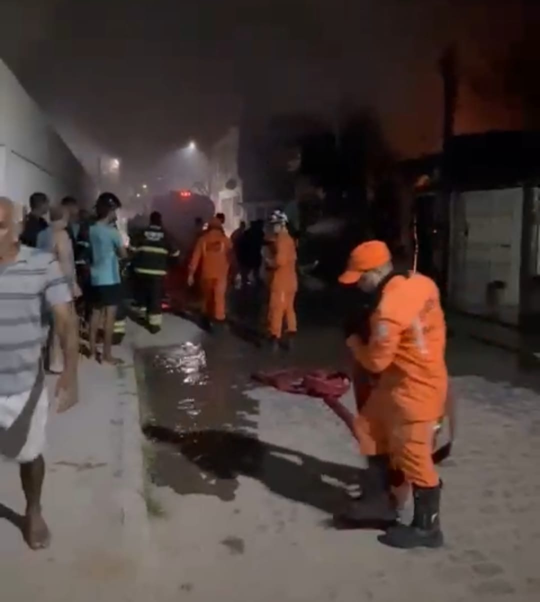 Cruz das Almas: Incêndio destrói casa no bairro da Coplan
